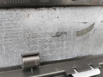 Zderzak, atrapa, grill, kratka środkowa FORD Fiesta MK-8 przed lift