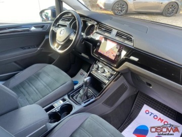 Volkswagen Touran III 1.4 TSI 150KM 2017 Volkswagen Touran 1.4 tsi 150 KM pasek nowy polski salon high line f-k VAT, zdjęcie 24