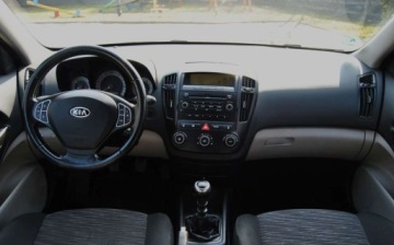 Kia Ceed I SW 1.4 109KM 2009 Kia Ceed GWARANCJA, 1.4 Benzyna, ISOFIX, Niski przebieg, Swietnie utrzyman, zdjęcie 8