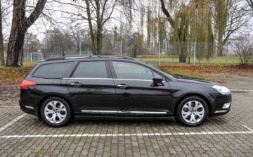 Citroen C5 III Tourer 2.0 BlueHDi 180KM 2015 Citroen C5 2,0HDI (180KM) 2015 r. Automat Lift Skory Bezwypadkowy 2.0, zdjęcie 4