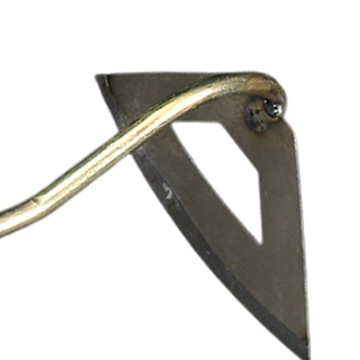 Полая мотыга из полностью закаленной стали.