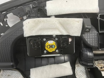 DESKA KONZOLA KOKPIT AIRBAG PÁSY KOMPLET JEEP CHEROKEE KL 13-18