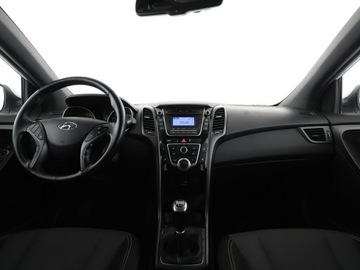 Hyundai i30 II Wagon Facelifting 1.4 MPI 100KM 2016 Hyundai i30 klimatyzacja multifunkcja grzane, zdjęcie 14