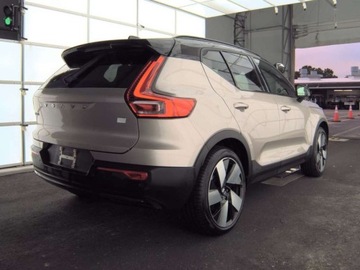 Volvo XC40 2024 Volvo XC 40 Recharge Pure 2024 Elektryczny 405KM, zdjęcie 4