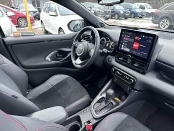 Toyota Yaris IV Hatchback Facelifting 1.5 Hybrid Dynamic Force 130KM 2025 Toyota Yaris Hybrya GR SPORT+VIP SKYVIEW/Salon PL/, zdjęcie 19