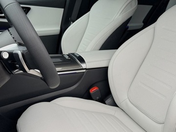 Mercedes GLC C254/X254 2025 GLC Coupe 200 d 4-Matic AMG Line 2.0 (163KM) 2025, zdjęcie 3