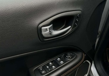 Jeep Compass II SUV 1.4 Multiair 170KM 2019 Jeep Compass 170KM 4x4 navi GWARANCJA skora FILM BEATS 1.4, zdjęcie 32