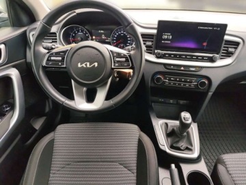 Kia Ceed III Hatchback Facelifting  1.5 T-GDI 140KM 2024 Kia Ceed Salon PL 1,4 T 140KM Wersja M 1.5 Benzyna 140KM, zdjęcie 12