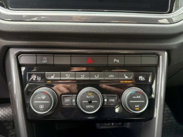 Volkswagen T-Roc I SUV 1.5 TSI ACT 150KM 2021 Volkswagen T-Roc 1.5TSI 150KM Premium DSGKameraNiski PrzebiegACCASOSalon P, zdjęcie 25