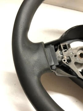 РУЛЕВОЕ КОЛЕСО TOYOTA YARIS II 05-11 ОБЫЧНОЕ