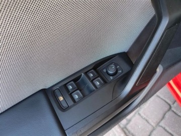 Seat Leon IV Hatchback 1.0 eTSI 110KM 2022 Seat Leon serwis ASO 1.0eTSI 110KM pakiety SmartLink kamera alufelgi VAT23, zdjęcie 16