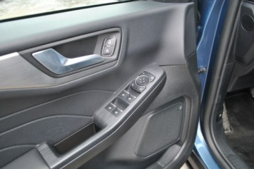 Ford Kuga III SUV Plug-In 2.5 Hybrid 190KM 2022 Ford Kuga TitaniumX 2,5Hybrid FHEV e-CVT FWD ASO, zdjęcie 15