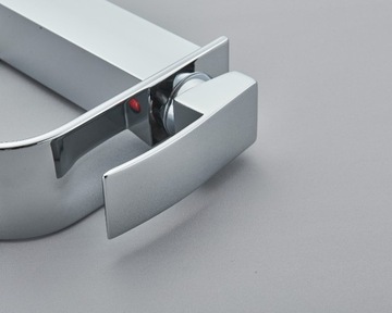 ВАННАЯ КОМНАТА FACTOR, ВЫСОКАЯ РАКОВИНА НА СТОЛЕШНЕМ FAP, СЕРЕБРЯНАЯ ЛАТУНЬ