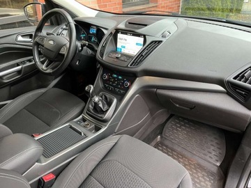 Ford Kuga II SUV Facelifting 1.5 EcoBoost 150KM 2019 Ford Kuga 1.5 benzyna 150 KM 6 biegow zarej w PL zadbany zamiana, zdjęcie 6