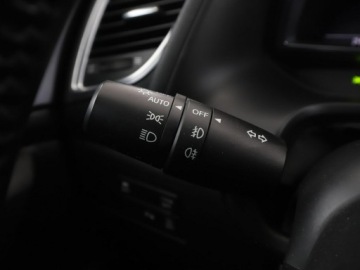 Mazda 3 III Hatchback Facelifting 2.0 SKYACTIV-G 120KM 2017 Mazda 3 klima auto navi grzane fotele kamera i, zdjęcie 33