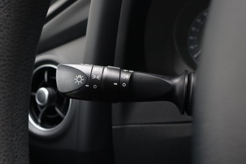 Toyota Auris II Hatchback 5d Facelifting 1.33 Dual VVT-i 99KM 2016 Toyota Auris 1.3 Dual VVT-i, Salon Polska, zdjęcie 16