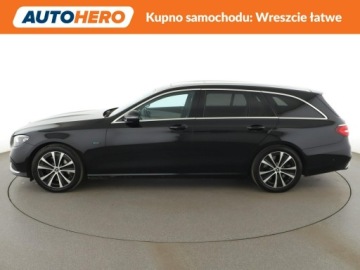 Mercedes Klasa E W213 Limuzyna Plug-in Facelifting 2.0 300de 306KM 2020 Mercedes E 300 FV23% PHEV jasne dkóry virtual, zdjęcie 1