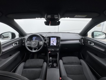 Volvo XC40 Crossover Facelifting 2.0 B3 163KM 2025 Volvo XC 40 B3 Plus Dark | Pixel LED | Harman Kard, zdjęcie 25