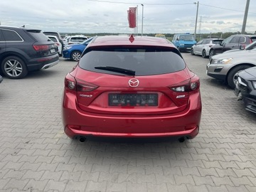 Mazda 3 III Hatchback Facelifting 2.0 SKYACTIV-G 120KM 2018 Mazda 3 SkyActive Bose 120KM Europa, zdjęcie 2