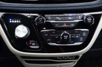 Chrysler Pacifica II 2021 Chrysler Pacifica 3.6 Benzyna LPG 291 KM, 4x4, 7osob, Kamera, Full LED, S, zdjęcie 14