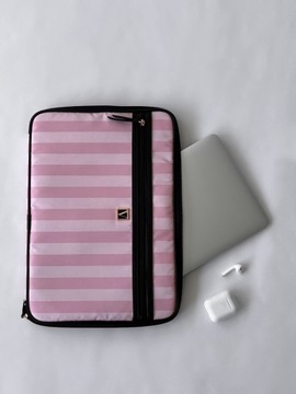 Pokrowiec na laptopa Victoria Secret