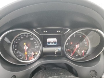 Mercedes GLA II 2020 Mercedes-Benz GLA 250 4MATIC 2020, od ubezpieczalni 2.0 Benzyna 211KM, zdjęcie 10