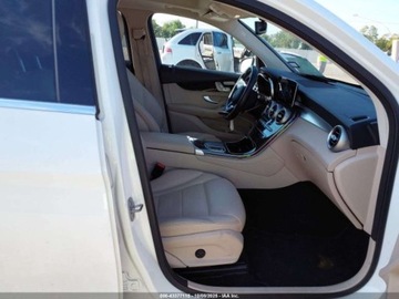 Mercedes GLC C253 2021 Mercedes-Benz GLC 300 Suv 2021 2.0l 2.0 Benzyna 255KM, zdjęcie 9