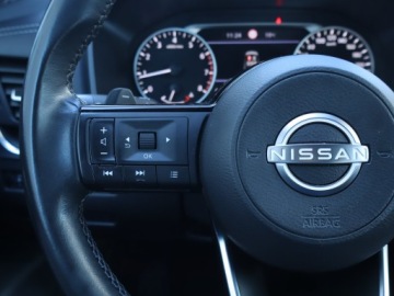 Nissan Qashqai III Crossover 1.3 DIG-T MHEV 158KM 2022 Nissan Qashqai 1.3 DIG-T MHEV, Salon Polska, zdjęcie 16