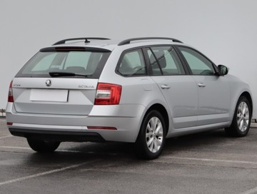 Skoda Octavia III Kombi Facelifting 1.6 TDI 115KM 2018 Skoda Octavia 1.6 TDI, DSG, VAT 23%, Navi, Klima, zdjęcie 4