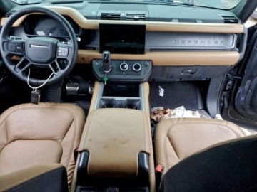 Land Rover Defender IV (L663) 2025 Land Rover Defender 130 2025 5.0 Benzyna 493KM, zdjęcie 8