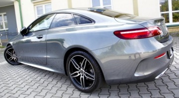 Mercedes Klasa E W213 Coupe 2.0 220d 194KM 2018 Mercedes E 220 2.0Cdi 195KM/Navi/ Alcantara/Parktr, zdjęcie 26