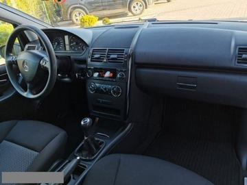 Mercedes Klasa A W169 Coupe 1.7 170 116KM 2004 Mercedes A 170 1.7 Benzyna 116KM # Klimatyzacja #, zdjęcie 13