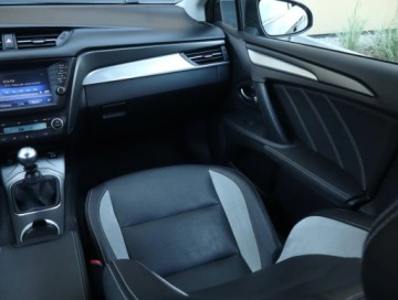 Toyota Avensis III Sedan Facelifting 2015 2.0 D-4D 143KM 2016 Toyota Avensis 2.0 D-4D, Serwis ASO, Skóra, Navi, zdjęcie 7