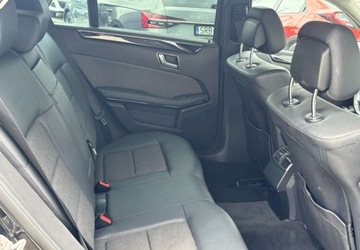 Mercedes Klasa E W212 Kombi 200 CDI BlueEFFICIENCY 136KM 2011 Mercedes-Benz Klasa E 2011 r. 2.1 Diesel 136KM, zdjęcie 17