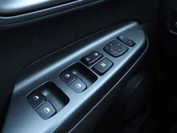 Hyundai Kona I Crossover 1.0 T-GDI 120KM 2019 Hyundai Kona 1.0 T-GDI, Salon Polska, Serwis ASO, zdjęcie 12