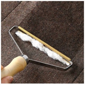 РАСЧЕСКА ДЛЯ УДАЛЕНИЯ ВОЛОС С ОДЕЖДЫ, ЛЕНТЫ