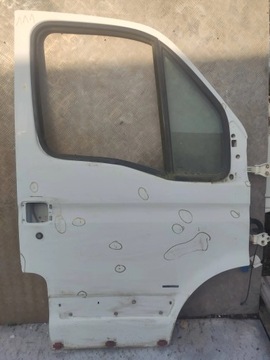 DVEŘE PRAVÝ PŘEDNÍ IVECO DAILY 99-06R 11