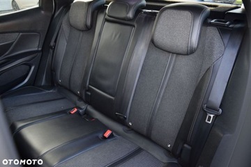 Peugeot 3008 II Crossover 1.6 THP 165KM 2018 Peugeot 3008 1.6 THP 165KM GT-Line Full LED Sport Czujniki Kamera Tempomat, zdjęcie 26