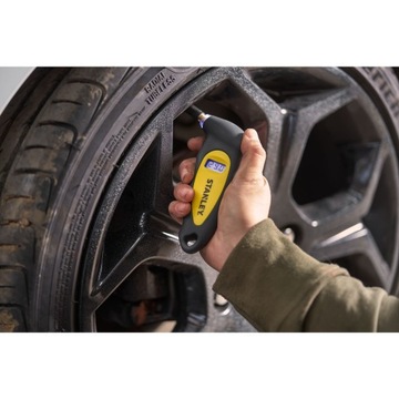 ШИННЫЙ МАНОМЕТР STANLEY ЦИФРОВОЙ 80874 STHT80874-0