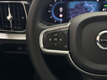 Volvo V60 II  Kombi Plug-in 2.0 T6 Plug-In Hybrid 350KM 2023 Volvo V60 T6 Plug In Core Kamera cofania LED CarPlayAndroid Auto ACC, zdjęcie 22