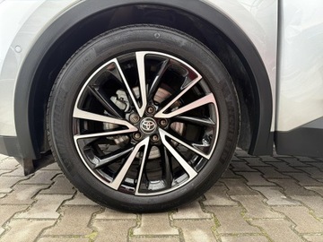 Toyota C-HR II SUV 1.8 Hybrid 140KM 2024 Toyota C-HR 1.8 Hybrid Executive 1.8 Hybrid Execut, zdjęcie 24