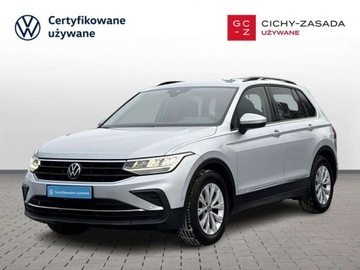 Volkswagen Tiguan II SUV Facelifting 1.5 TSI 150KM 2022 Volkswagen Tiguan TSI 150KM Life DSG LED Keyless Kamera cofania FV23