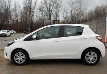 Toyota Yaris III Hatchback 5d Facelifting 2017 1.0 VVT-i 72KM 2019 Toyota Yaris Okazja Benzyna 72KM, zdjęcie 11
