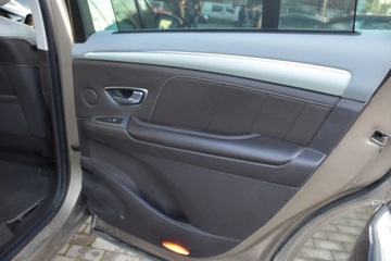 Renault Espace V Van 1.6 Energy TCe 200KM 2017 Renault Espace 1.6 TCe 200KM INITIALE PARIS 19 LED NAVI KAMERA Gwarancja 1, zdjęcie 31