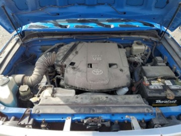 Toyota FJ Cruiser 2008 Toyota FJ 2008, po lekkim gradobiciu, od ubezpieczalni 4.0 Benzyna 399KM, zdjęcie 10