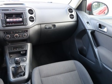 Volkswagen Tiguan I SUV Facelifting 1.4 TSI BlueMotion Technology 125KM 2015 VW Tiguan 1.4 TSI, Xenon, Bi-Xenon, Klima, zdjęcie 7
