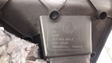 КРЫШКА НИЖНЕЙ КОНСОЛИ VW PASSAT B6 B7 3C1863081B