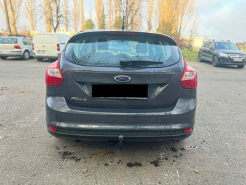 Ford Focus III Kombi 1.0 EcoBoost 100KM 2012 Ford Focus Ford Focus Benzyna Klimatyzacja Zamiana Benzyna 101KM, zdjęcie 11