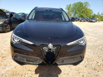 Alfa Romeo Stelvio SUV Facelifting 2.0 Turbo 280KM 2021 Alfa Romeo Stelvio ti, 2021r., 4x4, 2.0L 2.0 Benzyna 280KM, zdjęcie 4
