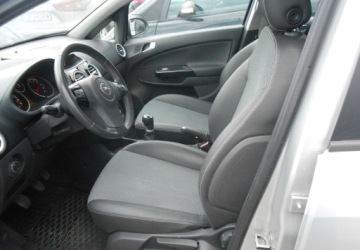 Opel Corsa D Hatchback 1.2 Twinport ECOTEC 80KM 2009 Opel Corsa Opel Corsa D 1.2 benzyna 81 KM 1.2 Benzyna 81KM, zdjęcie 7